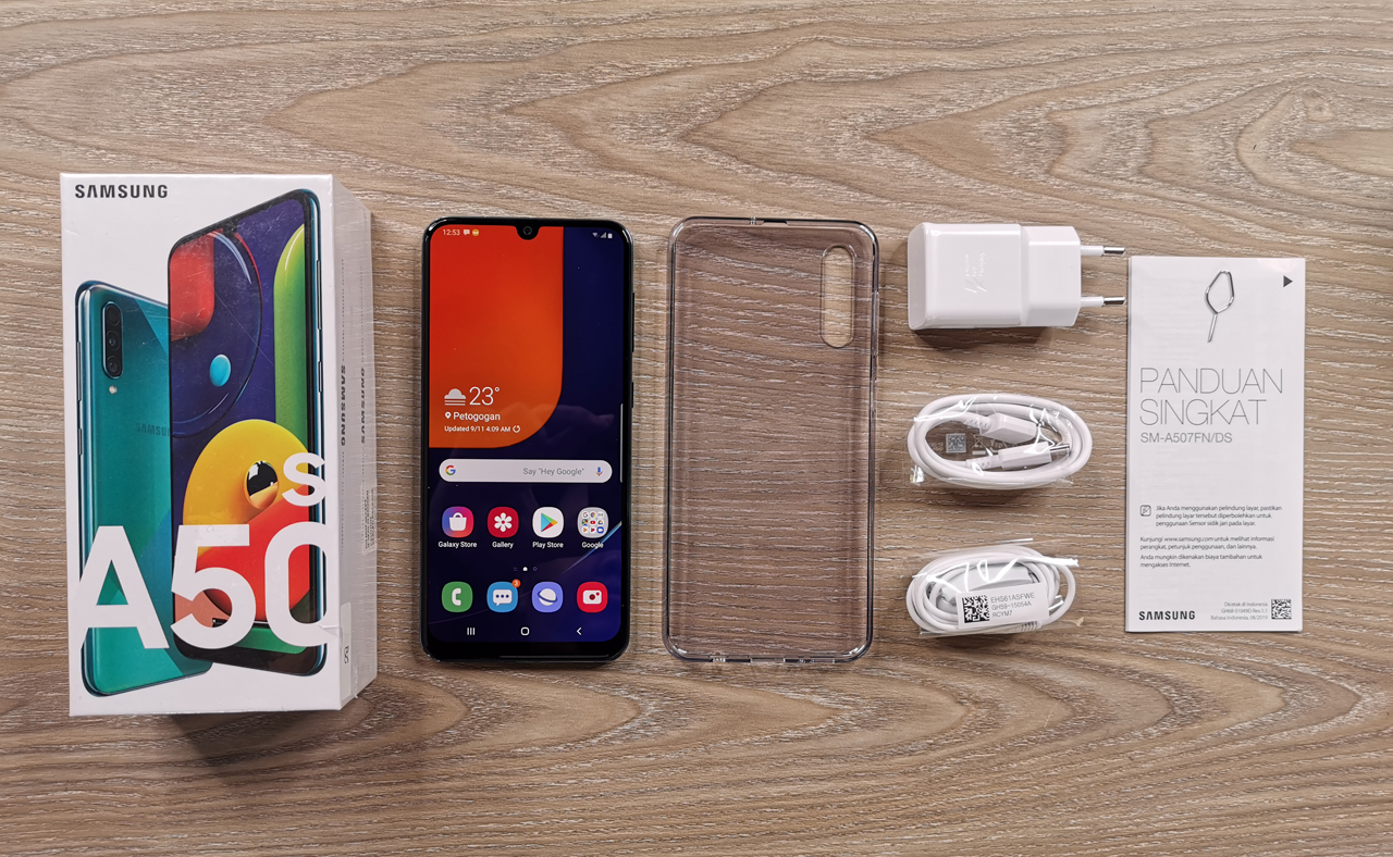 Unboxing Samsung Galaxy A50s 1
